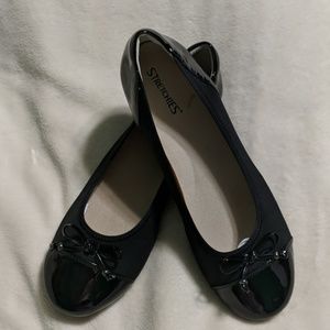Black Ballet Flats